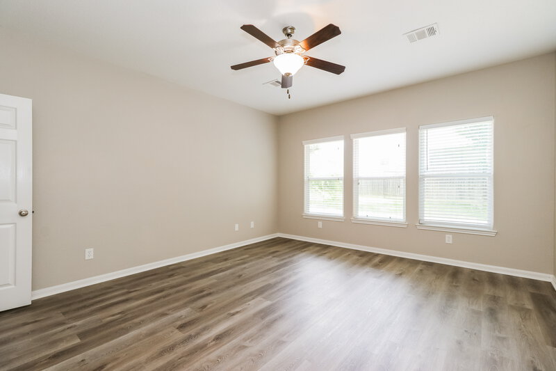 1,775/Mo, 18460 Sunrise Maple Dr Montgomery, TX 77316 Main Bedroom View 2