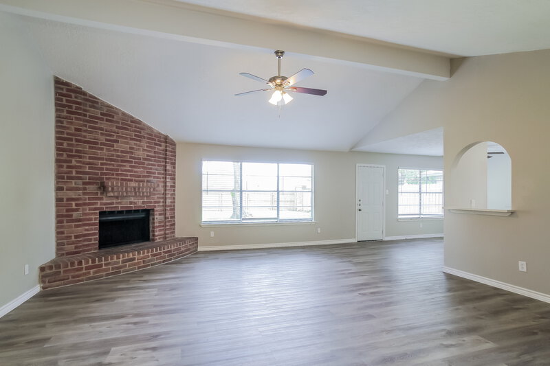 1,760/Mo, 20014 Lions Gate Dr Humble, TX 77338 Living Room View
