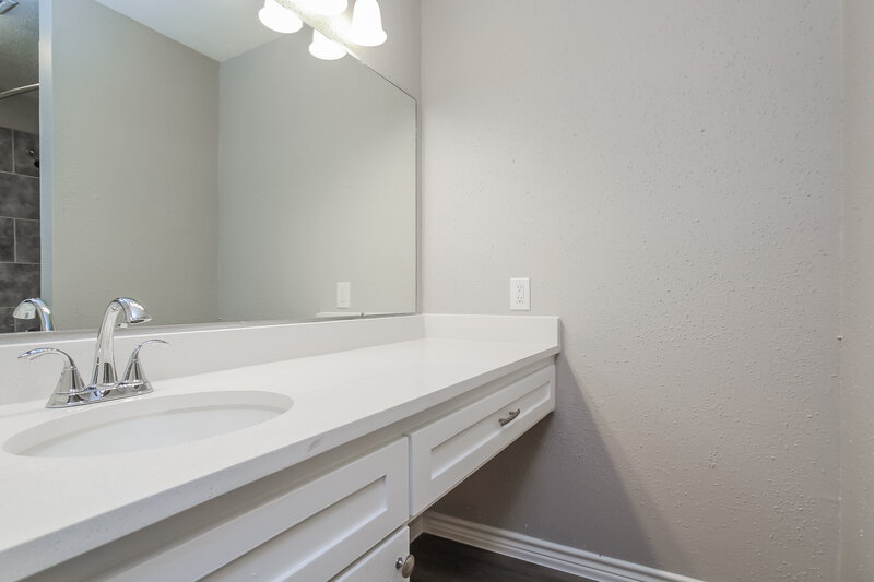 1,760/Mo, 20014 Lions Gate Dr Humble, TX 77338 Main Bathroom View 2