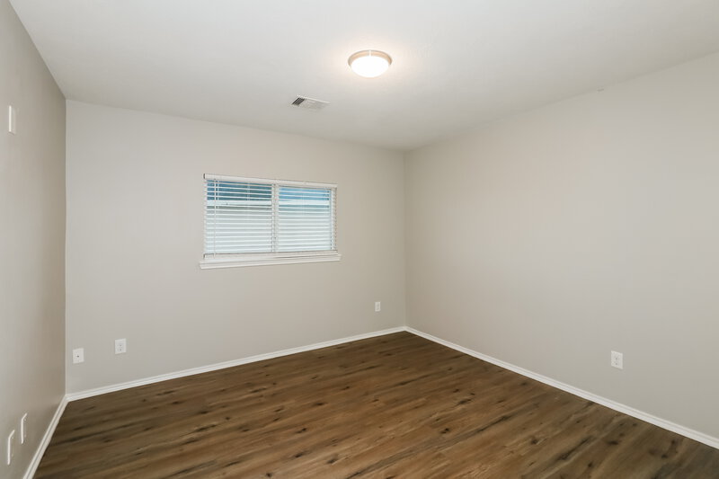 2,720/Mo, 4102 Buras Pass Ln Houston, TX 77045 Bedroom View 3
