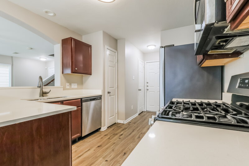 1,790/Mo, 2507 Kiplands Way Dr Houston, TX 77014 Kitchen View