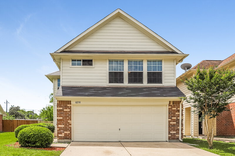 2,020/Mo, 8238 Fuqua Gardens Dr Houston, TX 77075 External View