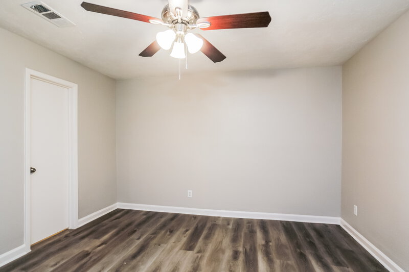1,985/Mo, 3522 Acorn Run Ln Spring, TX 77389 Main Bedroom View