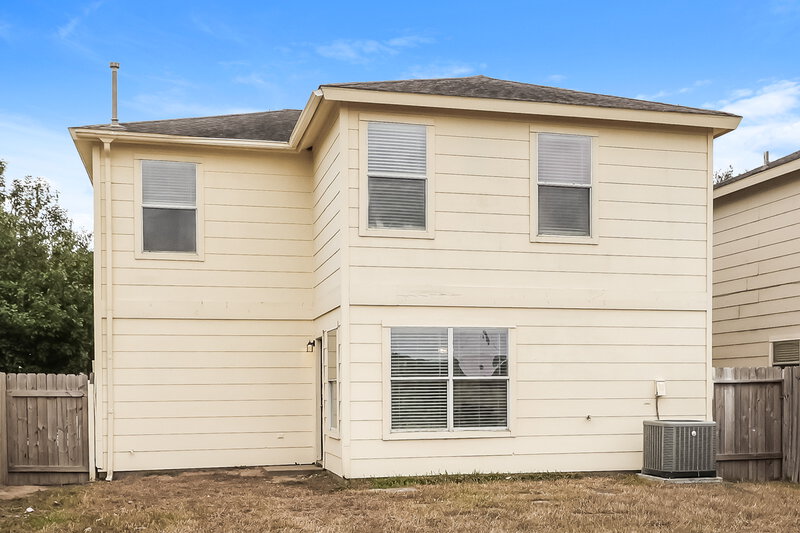 1,600/Mo, 3551 Red Meadows Dr Spring, TX 77386 Rear View