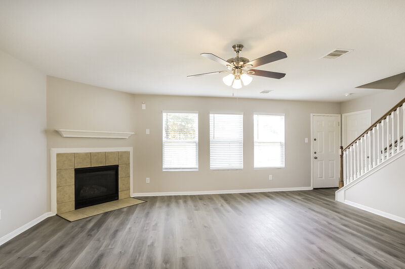 2,315/Mo, 9869 Lace Flower Way Conroe, TX 77385 Living Room View