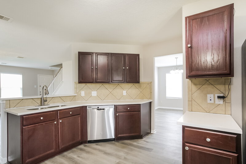 2,315/Mo, 9869 Lace Flower Way Conroe, TX 77385 Kitchen View 2