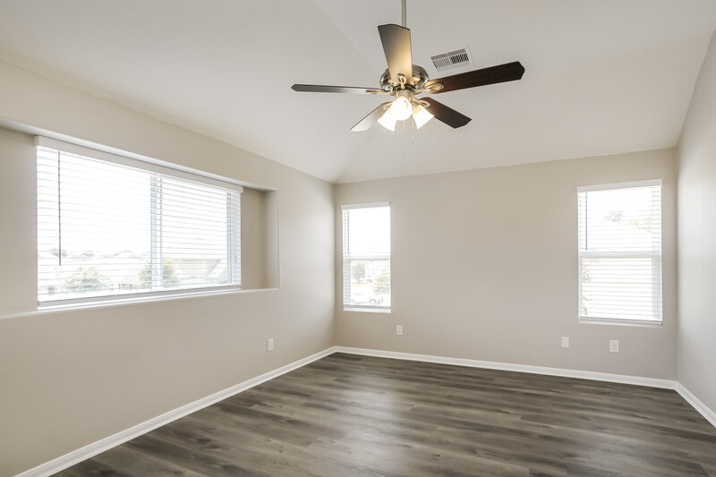2,315/Mo, 9869 Lace Flower Way Conroe, TX 77385 Main Bedroom View
