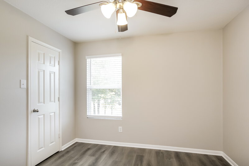 2,315/Mo, 9869 Lace Flower Way Conroe, TX 77385 Bedroom View