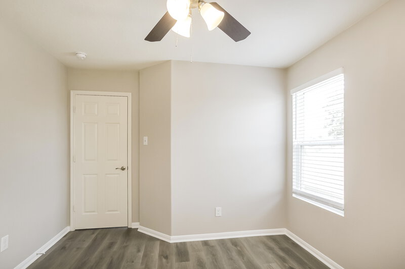 2,315/Mo, 9869 Lace Flower Way Conroe, TX 77385 Bedroom View 2