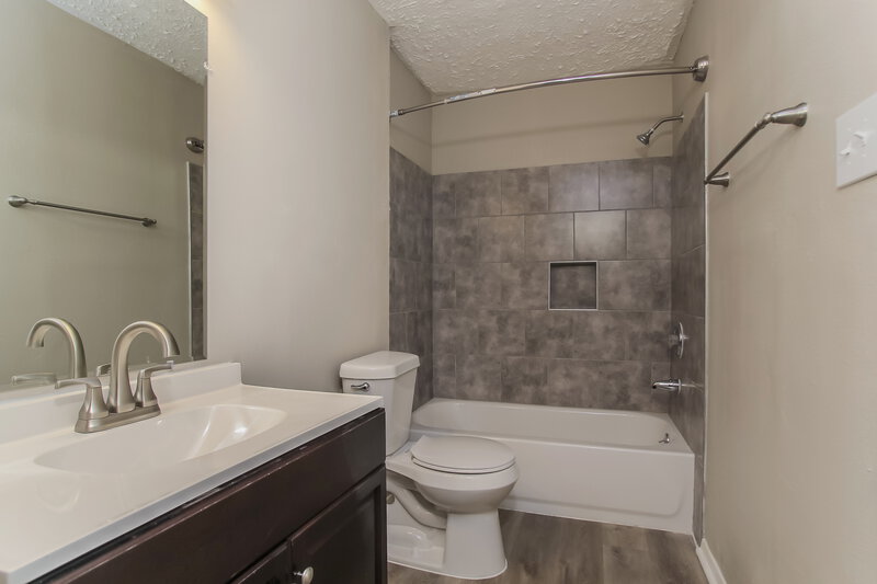 2,150/Mo, 20019 River Brook Dr Humble, TX 77346 Bathroom View