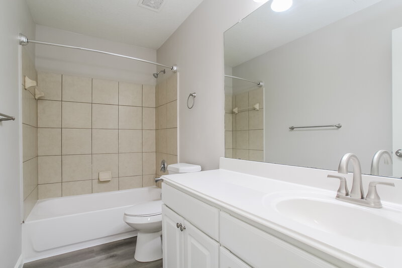2,055/Mo, 4843 Fair Oak Dale Ln Humble, TX 77346 Bathroom View