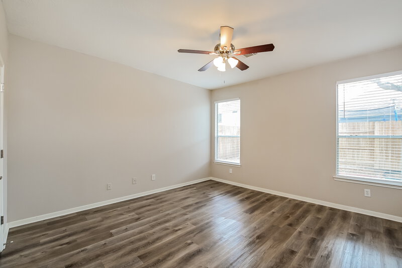 2,095/Mo, 22030 Holly Branch Dr Tomball, TX 77375 Main Bedroom View