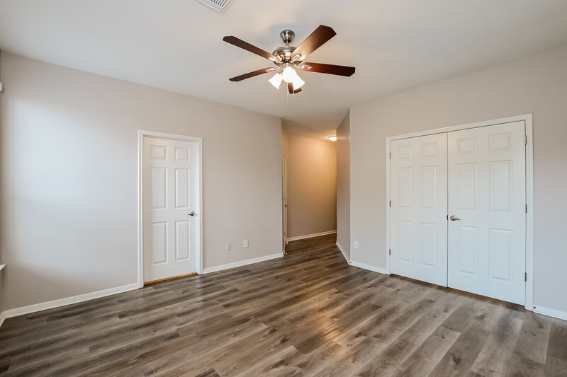 2,095/Mo, 22030 Holly Branch Dr Tomball, TX 77375 Main Bedroom View 2