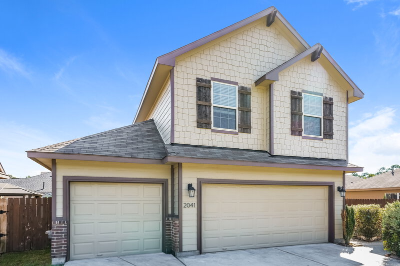 2,450/Mo, 2041 Lost Pine Ct Conroe, TX 77304 External View