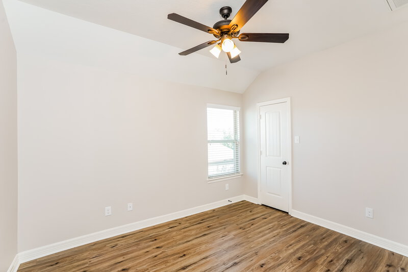 2,450/Mo, 2041 Lost Pine Ct Conroe, TX 77304 Bedroom View