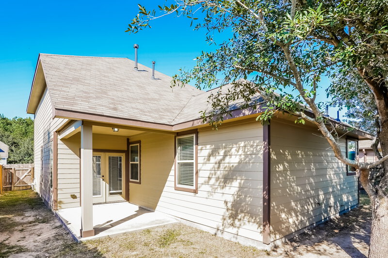 2,450/Mo, 2041 Lost Pine Ct Conroe, TX 77304 Rear View