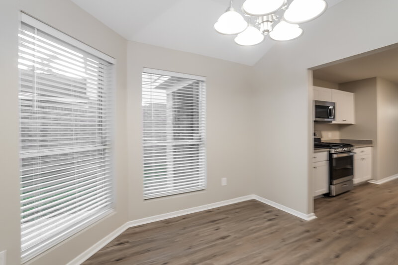 2,170/Mo, 1915 Hall Ridge Trace Ln Houston, TX 77067 Breakfast Nook View