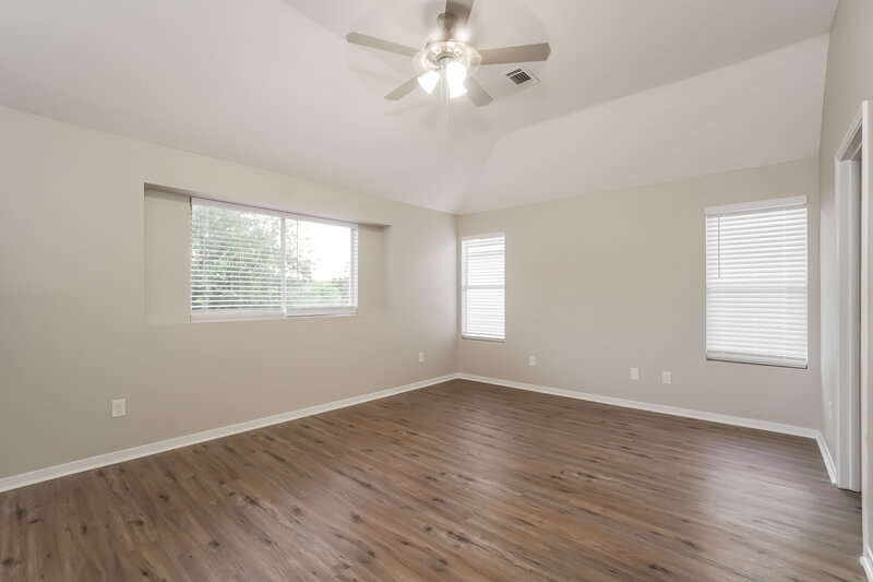 2,170/Mo, 1915 Hall Ridge Trace Ln Houston, TX 77067 Main Bedroom View