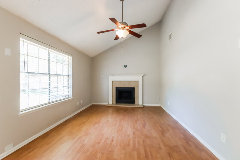 1,865/Mo, 9106 Towerstone Ct Spring, TX 77379 Living Room View