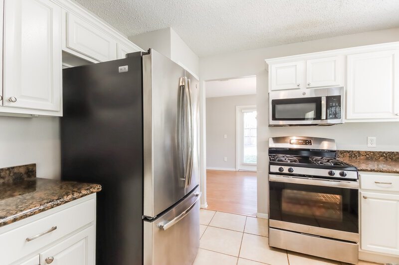 1,865/Mo, 9106 Towerstone Ct Spring, TX 77379 Kitchen View