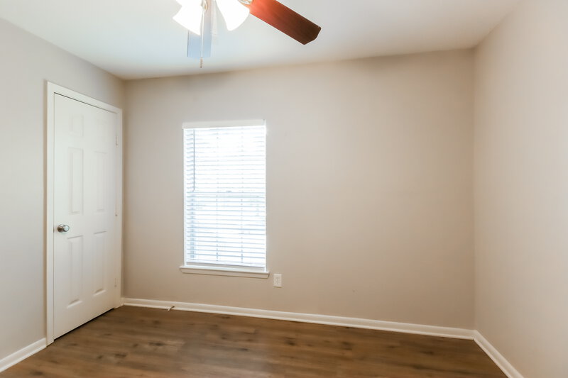 1,865/Mo, 9106 Towerstone Ct Spring, TX 77379 Bedroom View 2