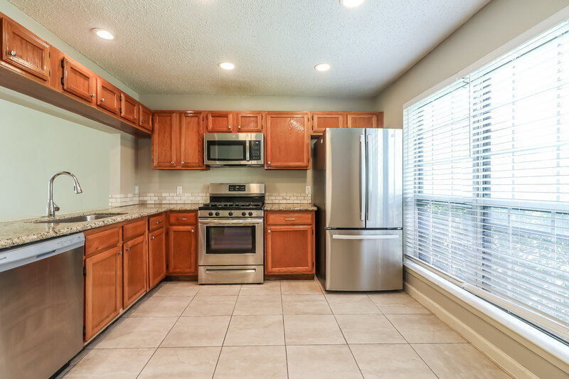 1,810/Mo, 20071 S Pecos Valley Trail Katy, TX 77449 Kitchen View