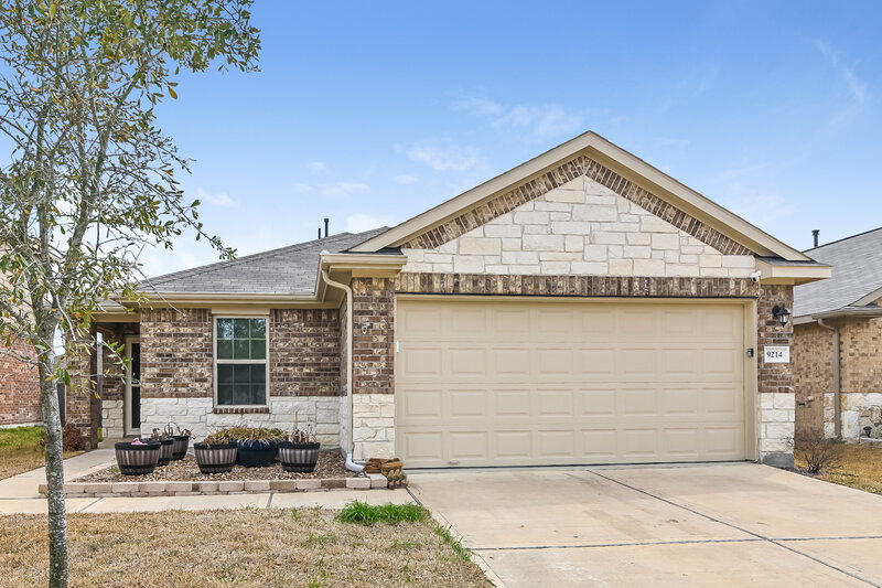 1,845/Mo, 9214 Georgio Dr Houston, TX 77044 External View