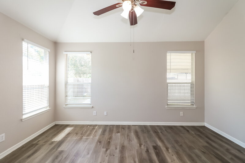 2,190/Mo, 6123 Lovage Ave Crosby, TX 77532 Main Bedroom View 2