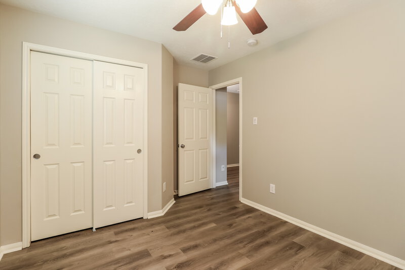 2,580/Mo, 834 Lightningbug Ln Conroe, TX 77301 Bedroom View 2