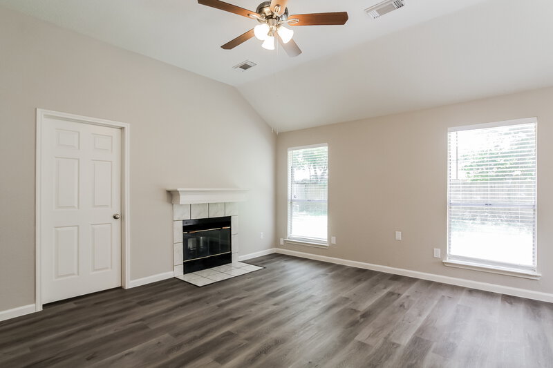 1,945/Mo, 5010 Maurita Dr Spring, TX 77373 Living Room View