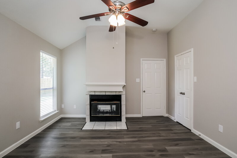1,945/Mo, 5010 Maurita Dr Spring, TX 77373 Main Bedroom View 2