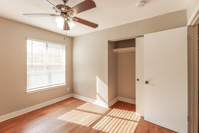 1,695/Mo, 5111 Gladeside Dr Katy, TX 77449 Bedroom View