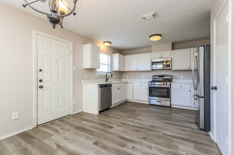 2,255/Mo, 11410 Flying Geese Ln Tomball, TX 77375 Dining Room View
