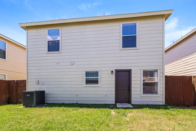 2,255/Mo, 11410 Flying Geese Ln Tomball, TX 77375 Rear View