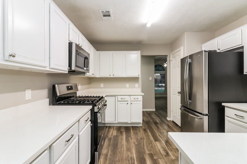 2,315/Mo, 3352 Jessica Ct Katy, TX 77493 Kitchen View