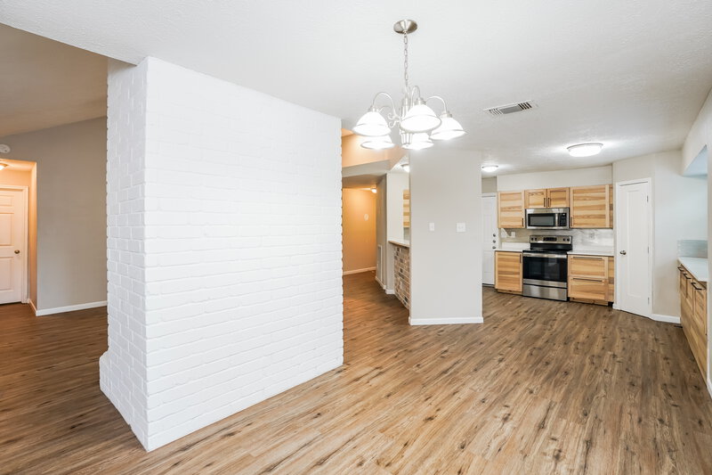 1,940/Mo, 333 Anchor Way League City, TX 77573 Dining Room View