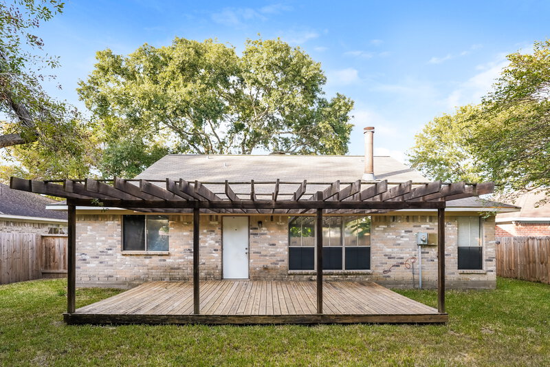 1,940/Mo, 333 Anchor Way League City, TX 77573 Rear View