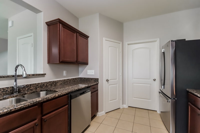 2,410/Mo, 8918 Stagewood Dr Humble, TX 77338 Kitchen View 2