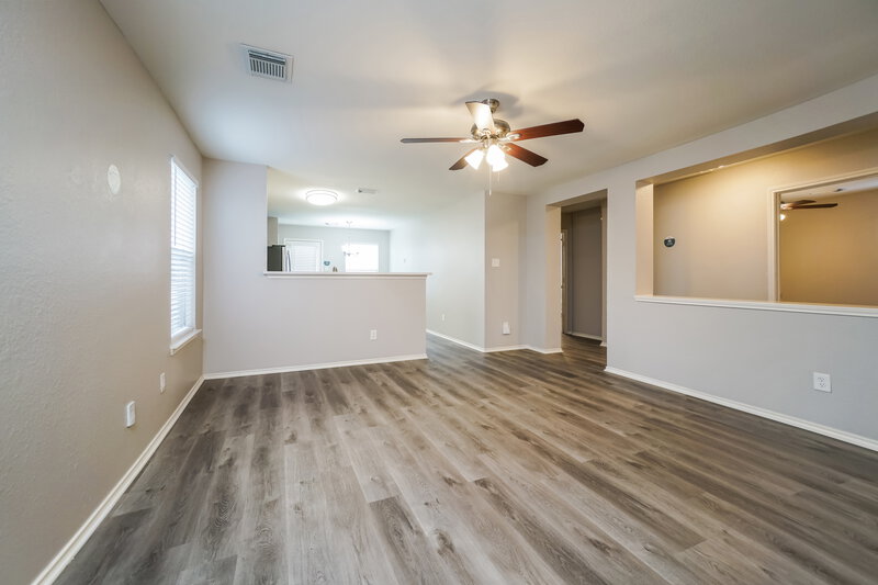 1,915/Mo, 3542 Red Meadows Dr Spring, TX 77386 Living Room View