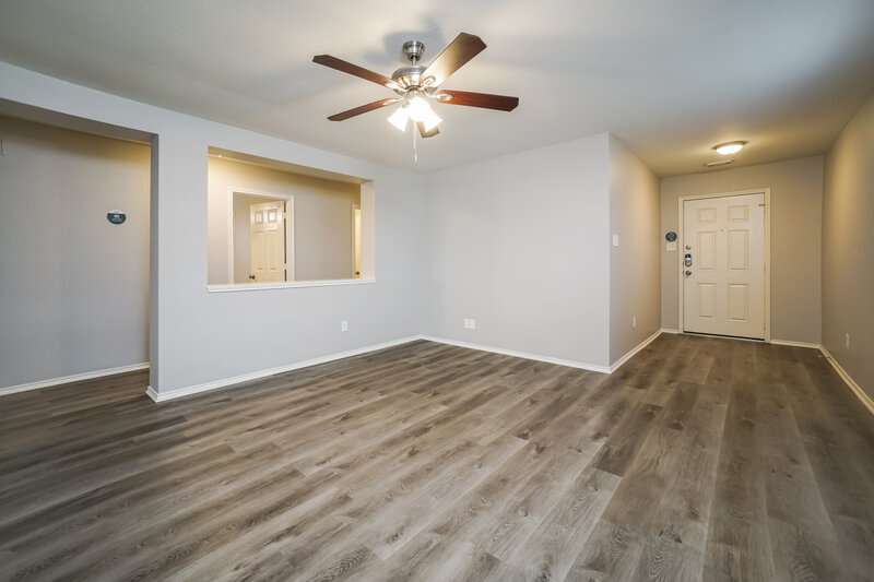 1,915/Mo, 3542 Red Meadows Dr Spring, TX 77386 Living Room View 2