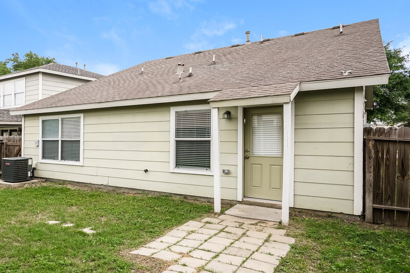 1,915/Mo, 3542 Red Meadows Dr Spring, TX 77386 Rear View