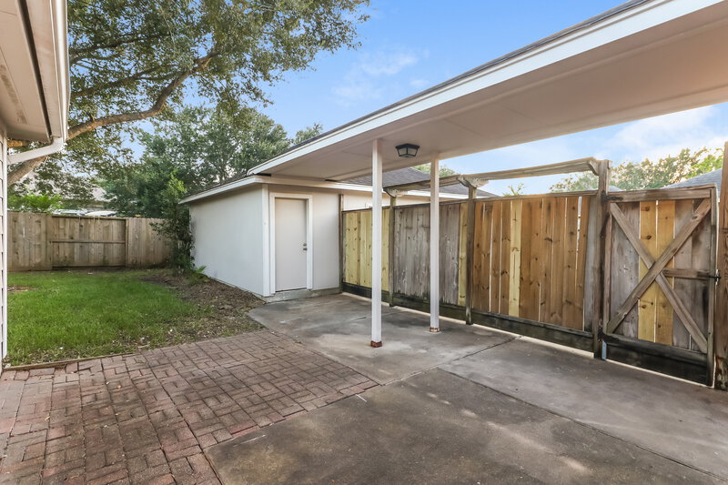 1,810/Mo, 1427 Waterside Village Drive Richmond, TX 77407 Backyard View