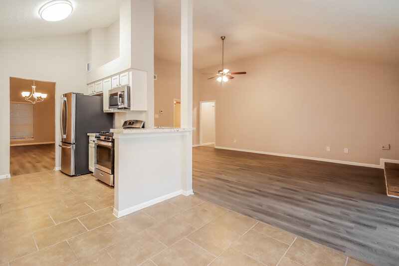 2,720/Mo, 13011 Ferry Hill Ln Houston, TX 77015 Breakfast Nook View