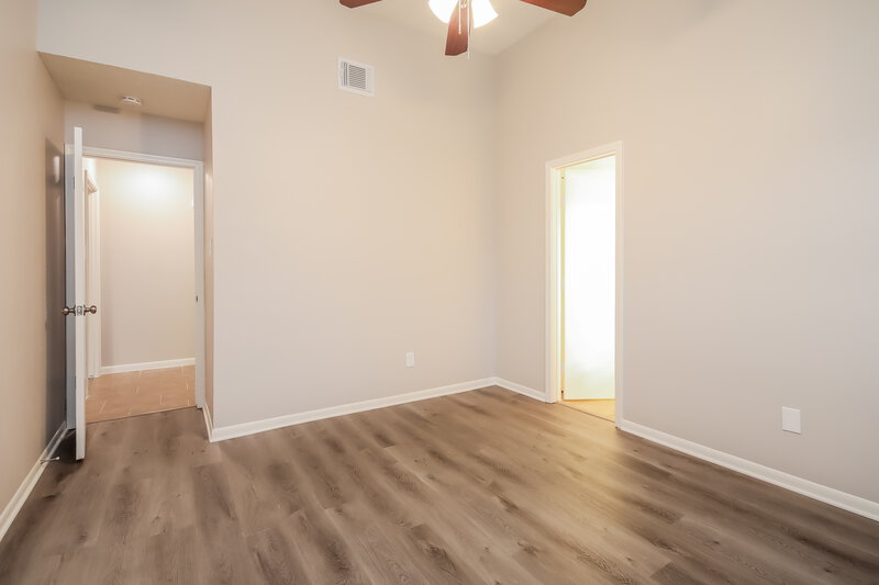 2,720/Mo, 13011 Ferry Hill Ln Houston, TX 77015 Main Bedroom View 2