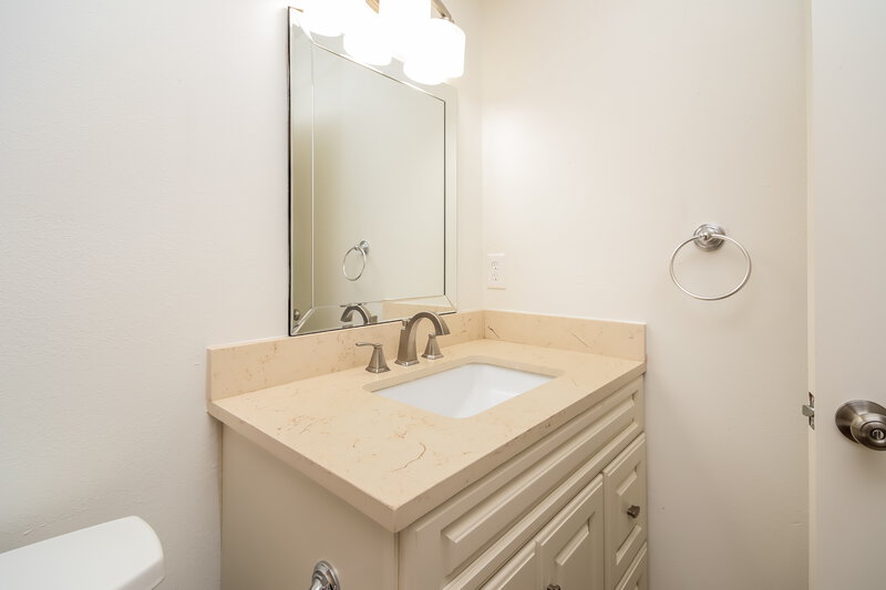 2,720/Mo, 13011 Ferry Hill Ln Houston, TX 77015 Bathroom View