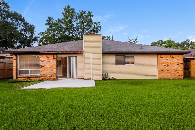 2,720/Mo, 13011 Ferry Hill Ln Houston, TX 77015 Rear View