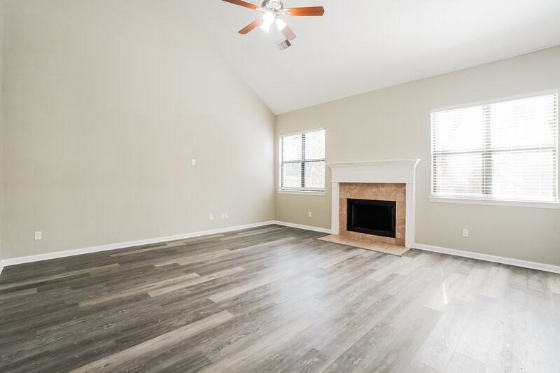2,175/Mo, 812 Lightningbug Ln Conroe, TX 77301 Living Room View 3