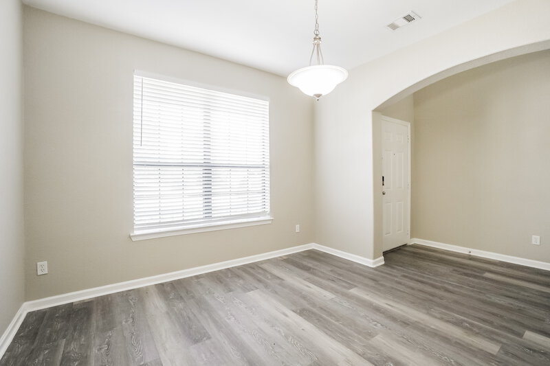 2,175/Mo, 812 Lightningbug Ln Conroe, TX 77301 Dining Room View