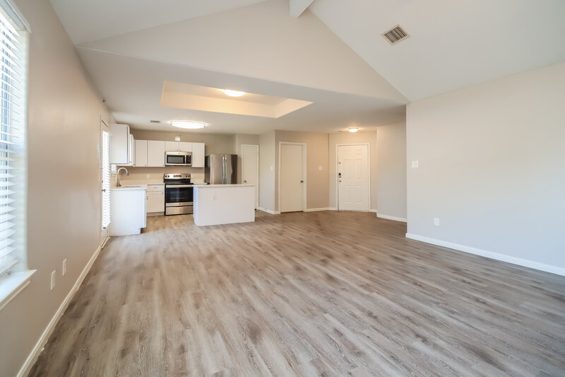 1,770/Mo, 16266 Hidden Deer Ln Conroe, TX 77302 Living Room View 2