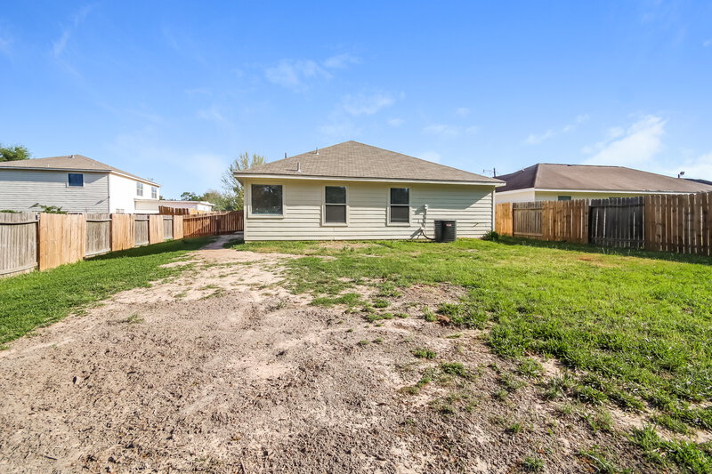 1,770/Mo, 16266 Hidden Deer Ln Conroe, TX 77302 No Caption View